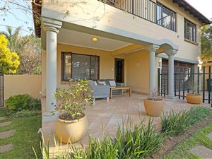 3 Bed House in Thornhill Estate