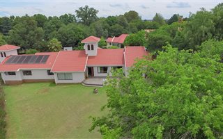 4 Bedroom House in Gholfsig