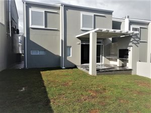3 Bed Townhouse in Somerset Lakes