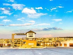 4 Bed House in Mnandi AH