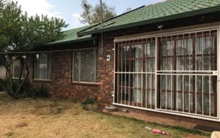 3 Bedroom House in Brakpan North