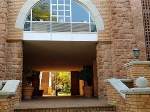185 m² Office Space in Parktown