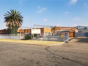 5950 m² Industrial space in Apex