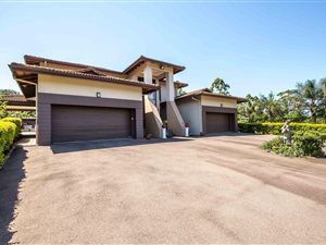 5 Bed House in Crestholme