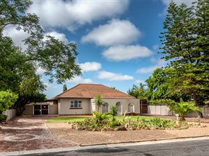 5 Bed House in Klipdam