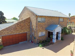 3 Bed House in Kempton Park Central