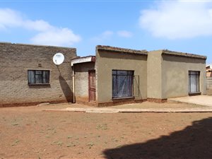 3 Bed House in Meyerton Park