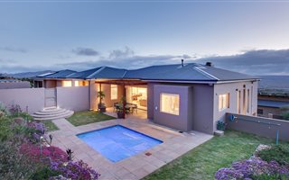 3 Bedroom House in San Michel