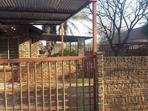 3 Bed House in Doornpoort and surrounds