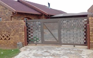 3 Bedroom House in Daveyton