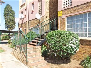 2 Bed Apartment in Marlands