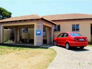 3 Bedroom House in Birchleigh North