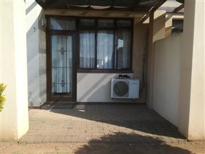 2 Bed Townhouse in Bellair