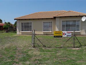 3 Bed House in Rosslyn