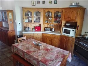 4.3 ha Farm in Kenilworth