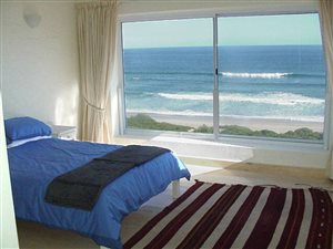 3 Bed House in Keurboomstrand