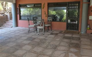 1 Bedroom Garden Cottage in Mountainside