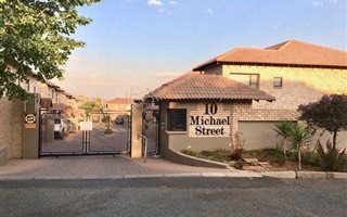 3 Bedroom Apartment in Linmeyer