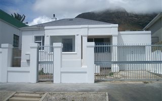 3 Bedroom House in University Estate