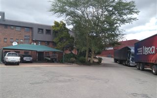 398 m² Industrial space in Eastgate