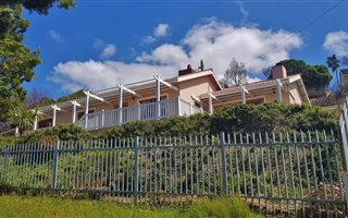 3 Bedroom House in Knysna Central