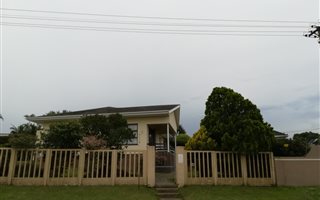 4 Bedroom House in Sunny Ridge