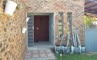 3 Bedroom House in Clearwater Estate