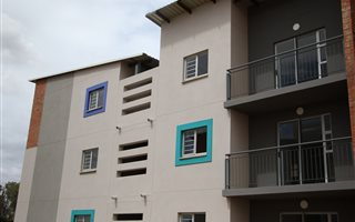 2 Bedroom Flat in Estoire