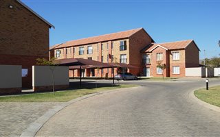3 Bedroom Apartment in Ninapark