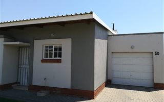3 Bedroom House in Waterval East