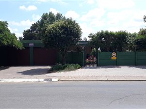 3 Bed House in Fichardtpark