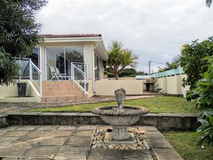 7 Bed House in Upper Robberg