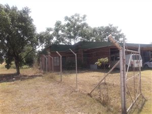 220 m² Industrial space in Louis Trichardt
