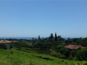869 m² Land available in Shelly Beach