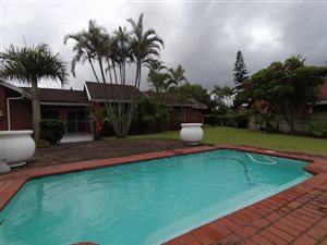 4 Bed House in Meerensee