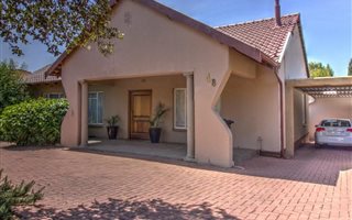 3 Bedroom House in Sunnyridge
