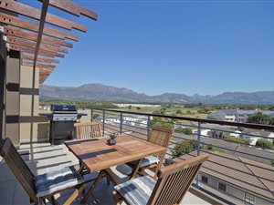 2 Bed Apartment in Tokai