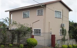 3 Bedroom House in Mount Vernon