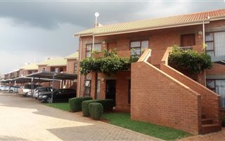 2 Bedroom Apartment in Ruimsig