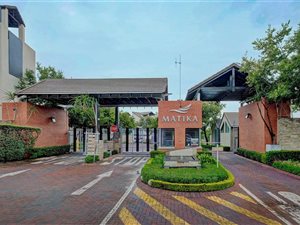 1 Bed Apartment in Paulshof