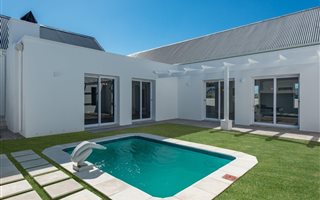 4 Bedroom House in Croydon Olive Estate