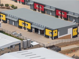 306 m² Commercial space in Lanseria and surrounds