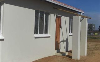 2 Bedroom House in Protea Glen