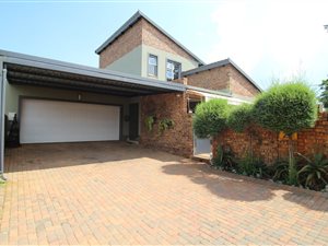 3 Bed House in Pomona