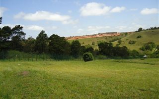 1317 m² Land available in Cotswold Downs Estate