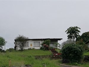 7 Bedroom House in Umhlatuzana