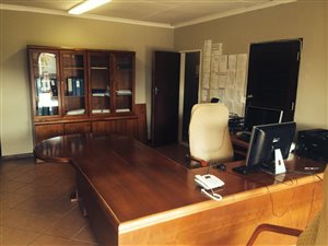 Office space in Eldoraigne