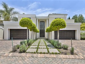 4 Bed Cluster in Lonehill