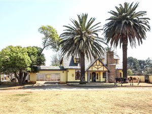 13.4 ha Farm in Blue Hills