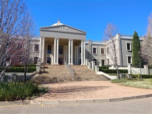 6611 m² Commercial space in Erand Gardens